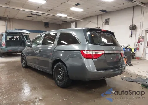 2013 Honda Odyssey Ex z USA, uszkodzony, nr VIN 5FNRL5H42DB024231